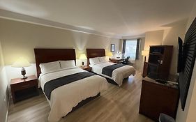 Auberge Le Chardo Inn